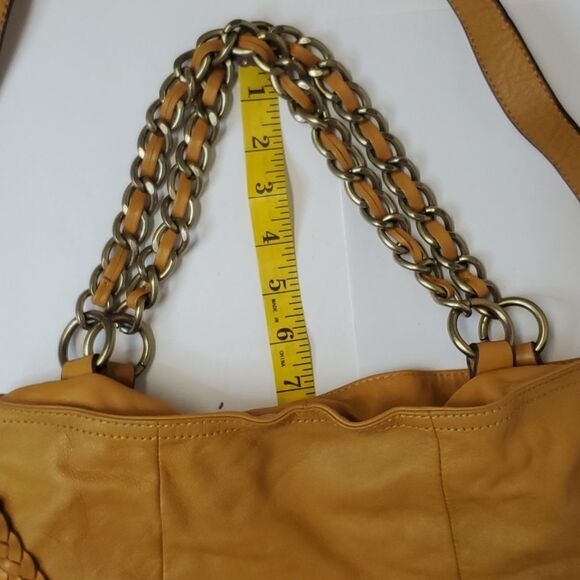 B. MAKOWSKY Saffiano Leather Shoulder Crossbody Fold Over Top Bag - Picture 4 of 10